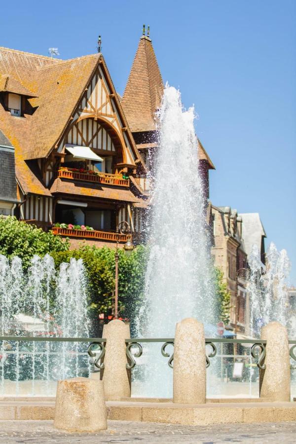 Castel Saint Clair - Trois Pieces - Deauville Centre Exterior foto